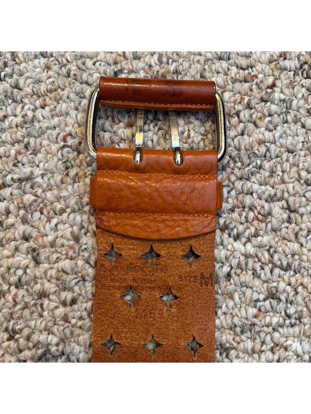 Sangiorgio made in Italy orange leather belt w/silver buckle & cut out stars - Picture 2 of 6